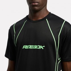 REMERA GRAPHIC TEE M
